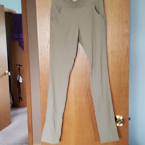 Women's extra small Columbia hiking pants - Picture 3 of 4